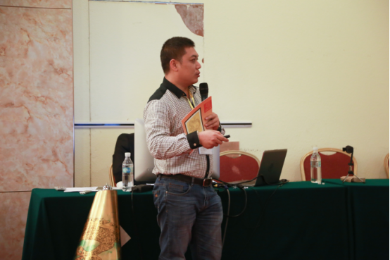 1512528792110501.png blob.png